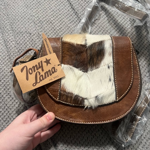 Tony Lama Handbags - Tony Lama Brown and White Leather Crossbody Bag